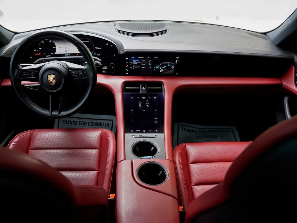 2022 Porsche Taycan - Image 15 of 20
