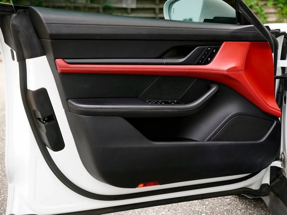 2022 Porsche Taycan - Image 12 of 20