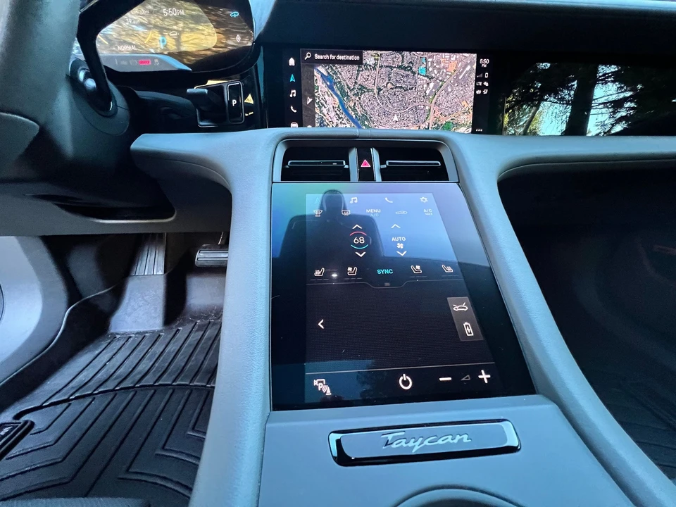 2022 Porsche Taycan - Image 10 of 10
