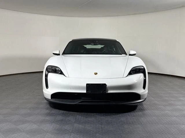 2022 Porsche Taycan - Image 10 of 20