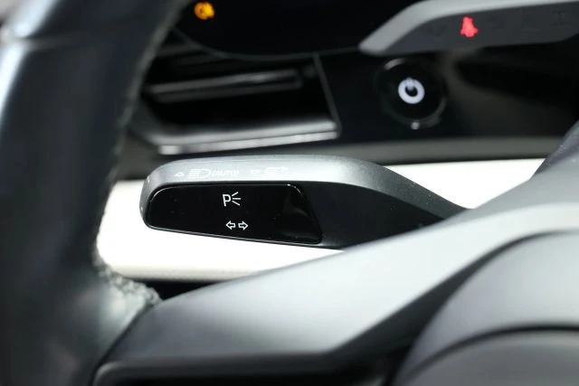 2022 Porsche Taycan - Image 17 of 21