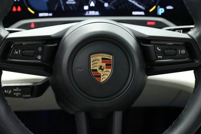 2022 Porsche Taycan - Image 15 of 21