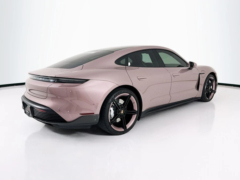 2022 Porsche Taycan - Image 7 of 12