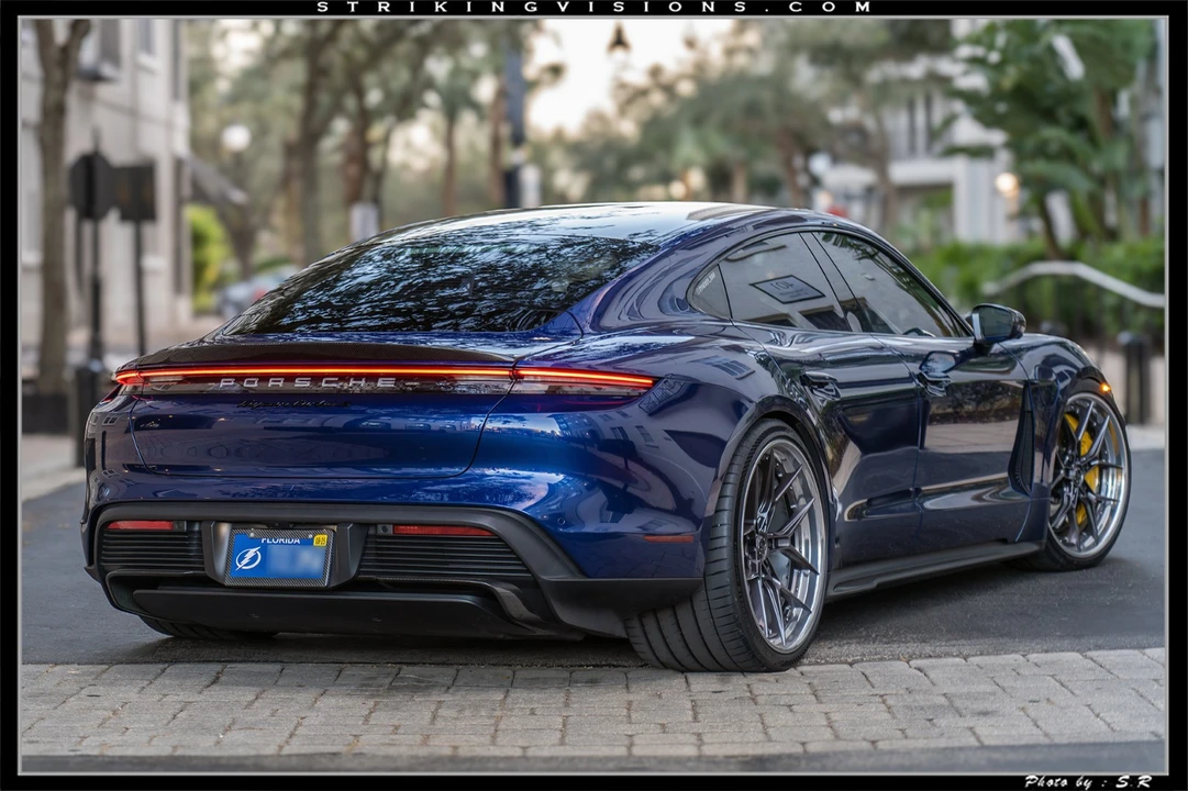 2022 Porsche Taycan Turbo S - Image 15 of 31