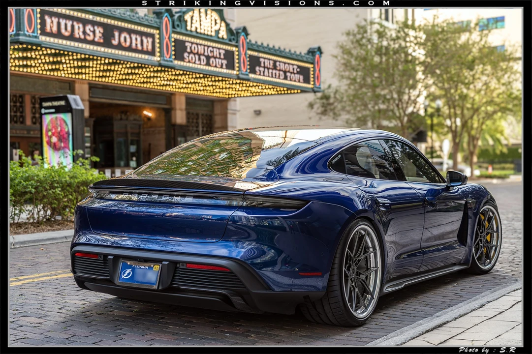 2022 Porsche Taycan Turbo S - Image 11 of 31