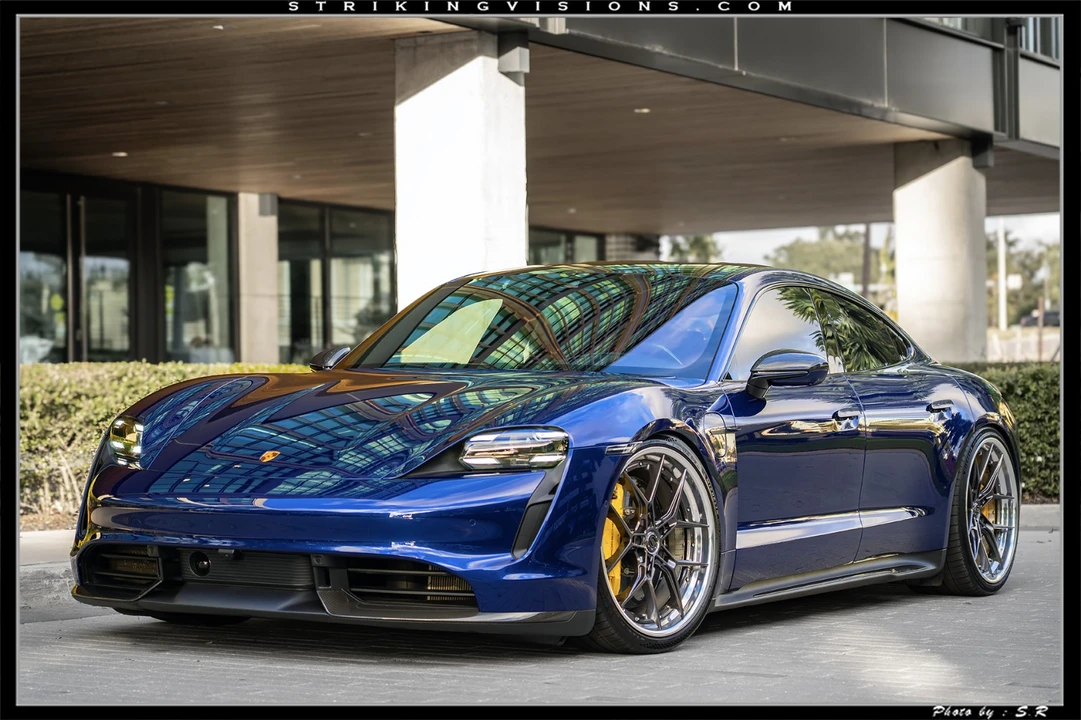 2022 Porsche Taycan Turbo S - Image 3 of 31