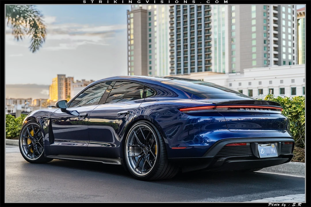 2022 Porsche Taycan Turbo S - Image 10 of 31