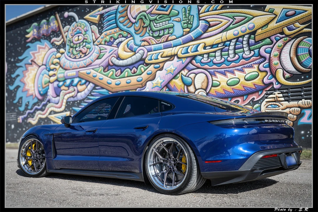 2022 Porsche Taycan Turbo S - Image 13 of 31