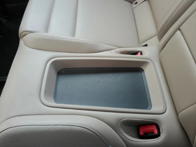 2022 Porsche Taycan - Image 27 of 31