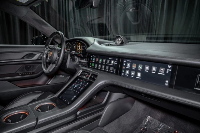 2022 Porsche Cayman - Image 14 of 20