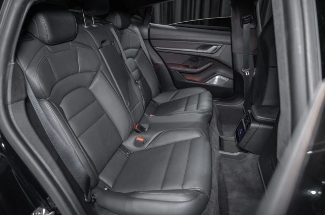 2022 Porsche Cayman - Image 12 of 20