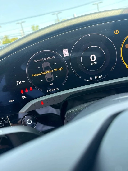 2022 Porsche Taycan - Image 3 of 5