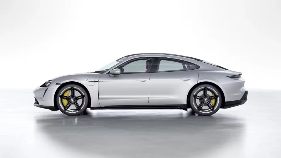 2022 Porsche Taycan Turbo S - Image 11 of 30