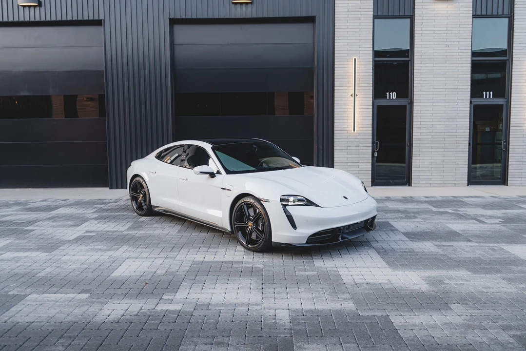 2022 Porsche Taycan Turbo S - Image 2 of 31