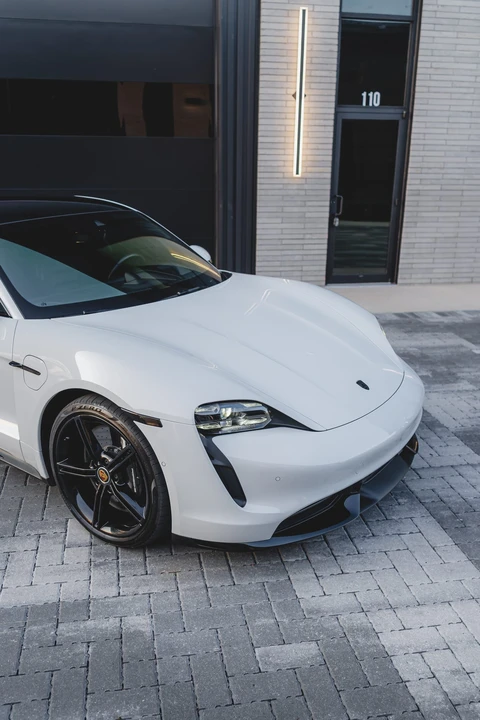 2022 Porsche Taycan Turbo S - Image 15 of 31