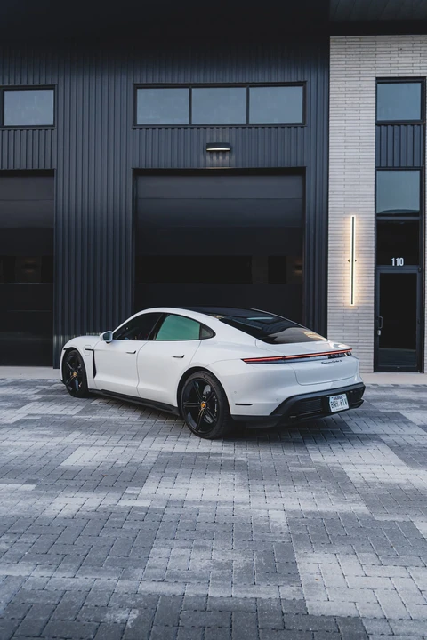 2022 Porsche Taycan Turbo S - Image 11 of 31