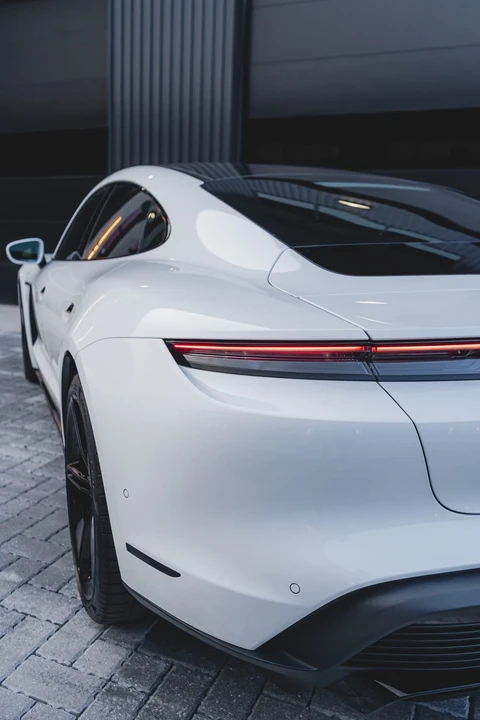 2022 Porsche Taycan Turbo S - Image 20 of 31