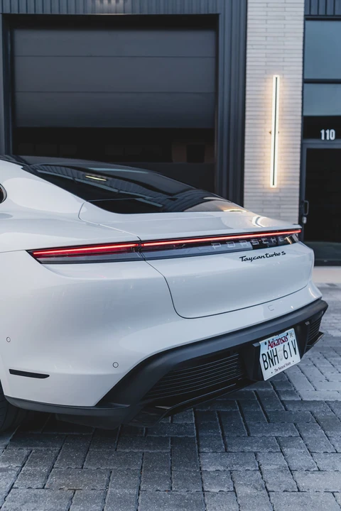 2022 Porsche Taycan Turbo S - Image 21 of 31