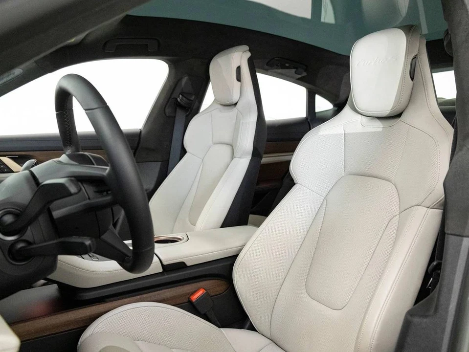 2022 Porsche Taycan Turbo S - Image 5 of 5
