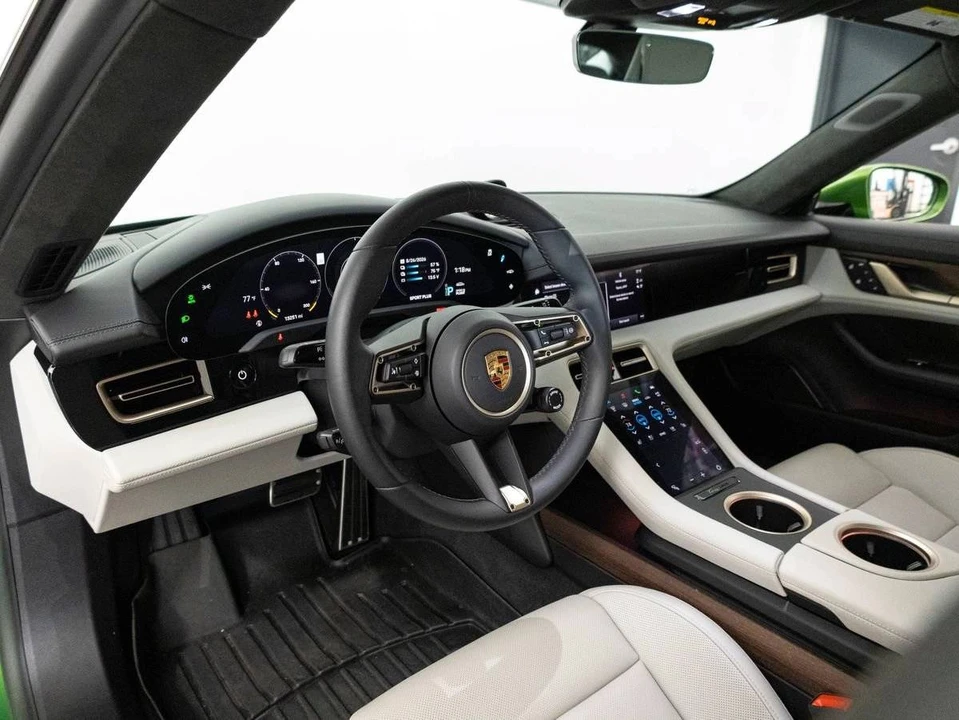 2022 Porsche Taycan Turbo S - Image 4 of 5
