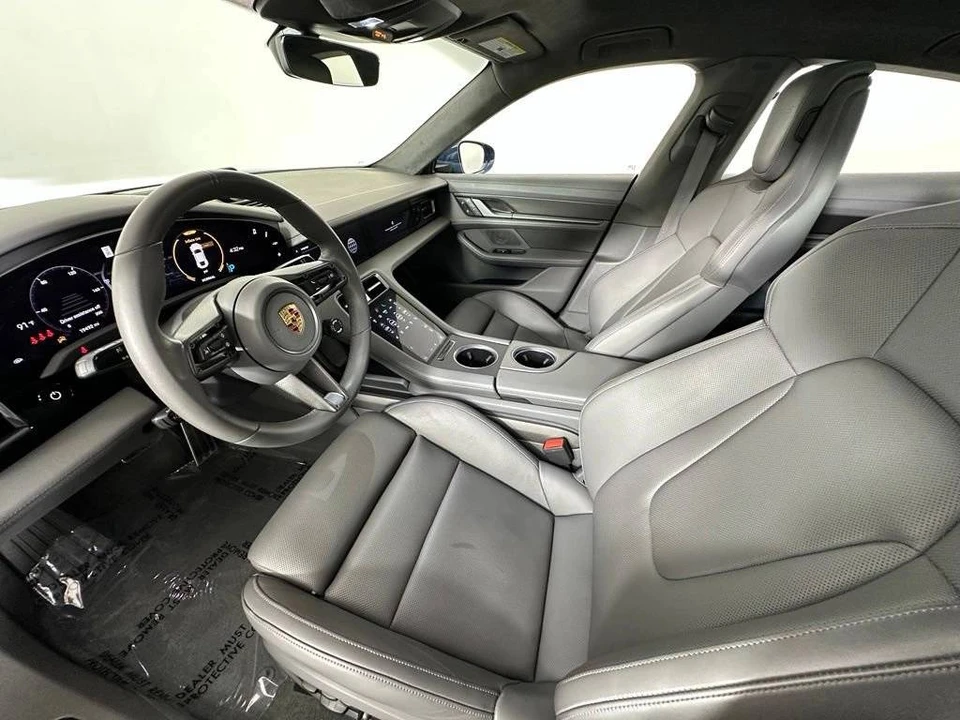 2022 Porsche Taycan Turbo S - Image 4 of 5