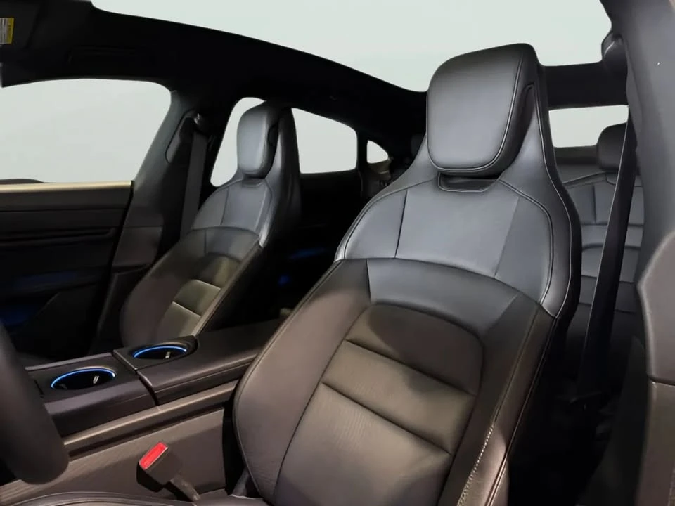 2022 Porsche Taycan - Image 11 of 19