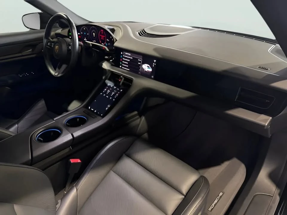 2022 Porsche Taycan - Image 13 of 19