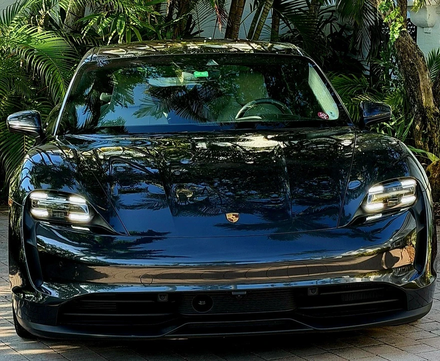 2022 Porsche Taycan - Image 19 of 23
