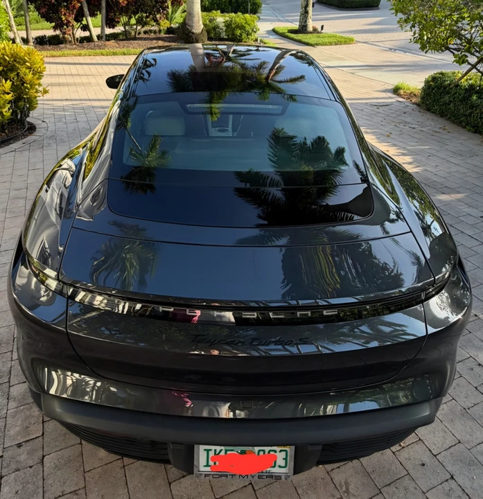 2022 Porsche Taycan - Image 8 of 23