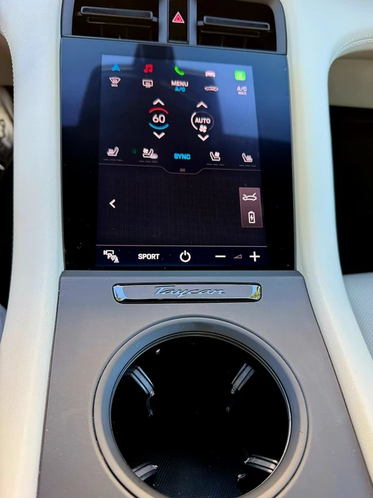 2022 Porsche Taycan - Image 21 of 23