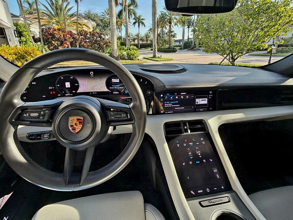 2022 Porsche Taycan - Image 13 of 23
