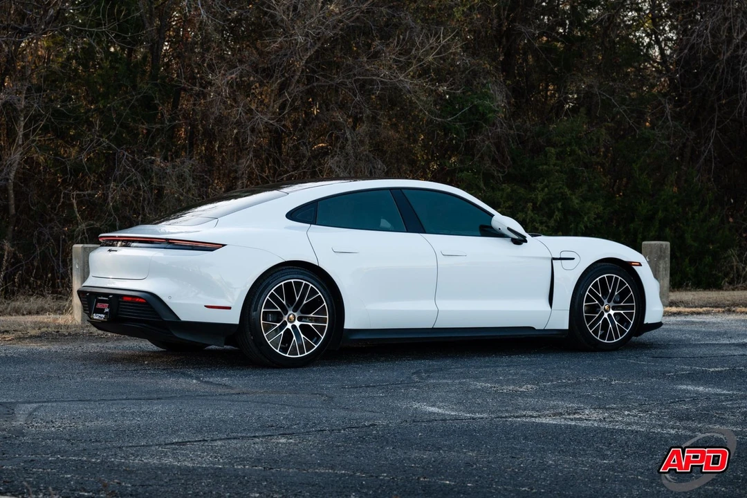2022 Porsche Taycan - Image 3 of 12