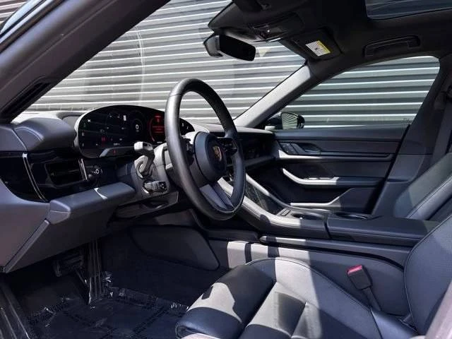 2022 Porsche Taycan - Image 4 of 5