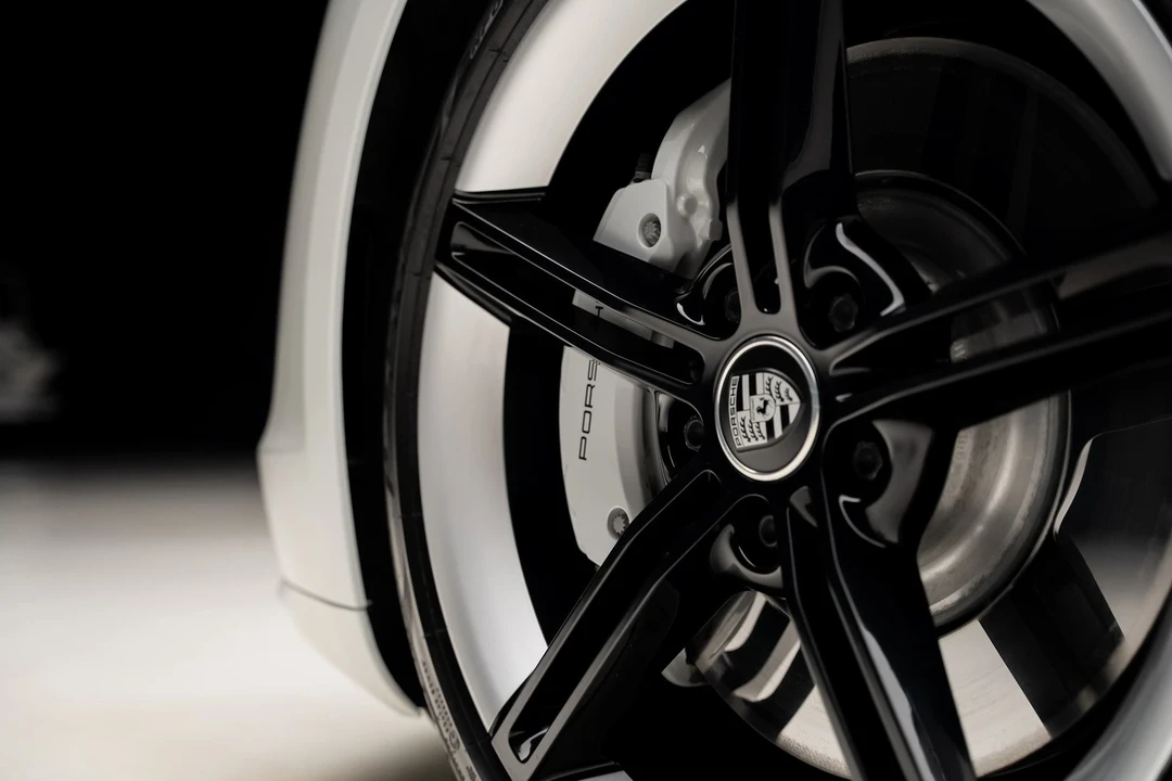 2022 Porsche Taycan - Image 19 of 21