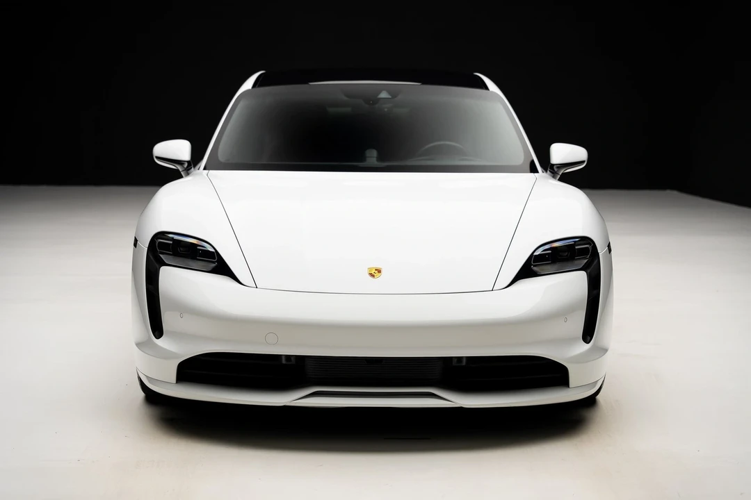2022 Porsche Taycan - Image 6 of 21