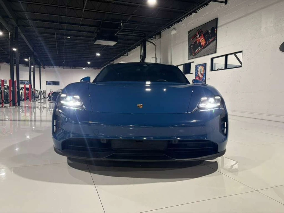 2022 Porsche Taycan - Image 2 of 12