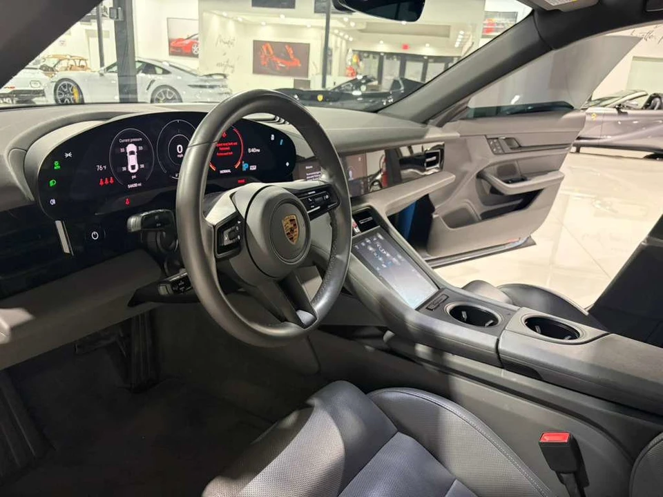 2022 Porsche Taycan - Image 9 of 12