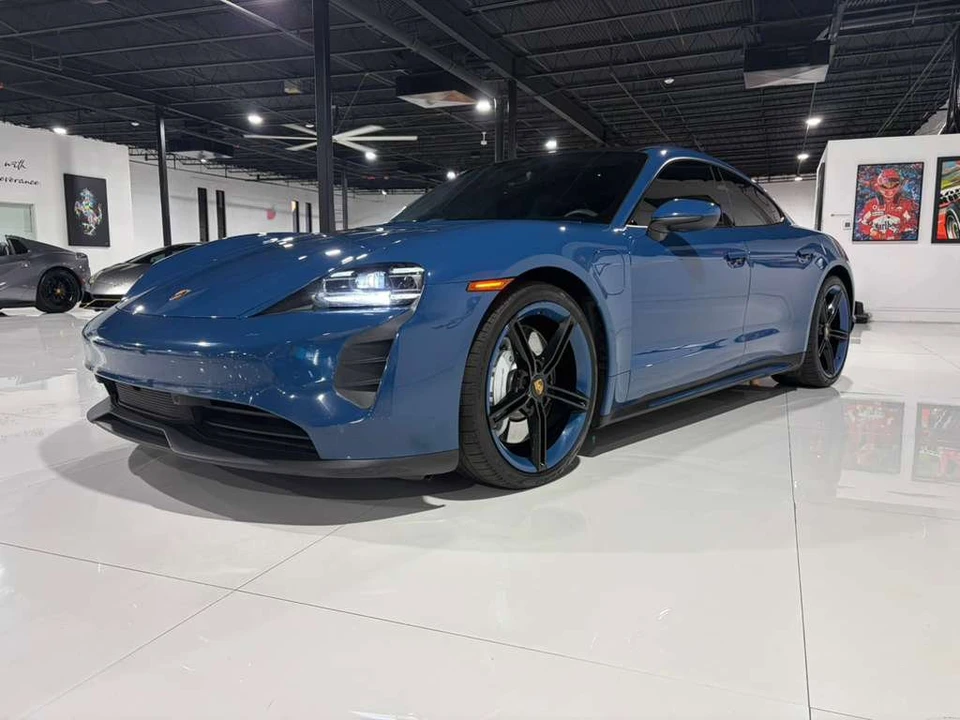 2022 Porsche Taycan - Image 3 of 12