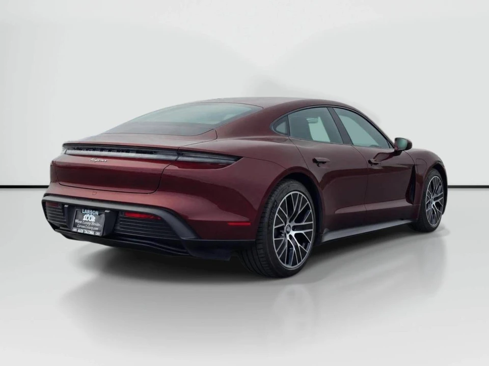 2022 Porsche Taycan - Image 5 of 5
