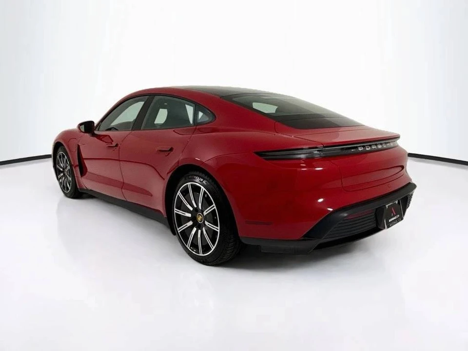 2022 Porsche Taycan - Image 3 of 4