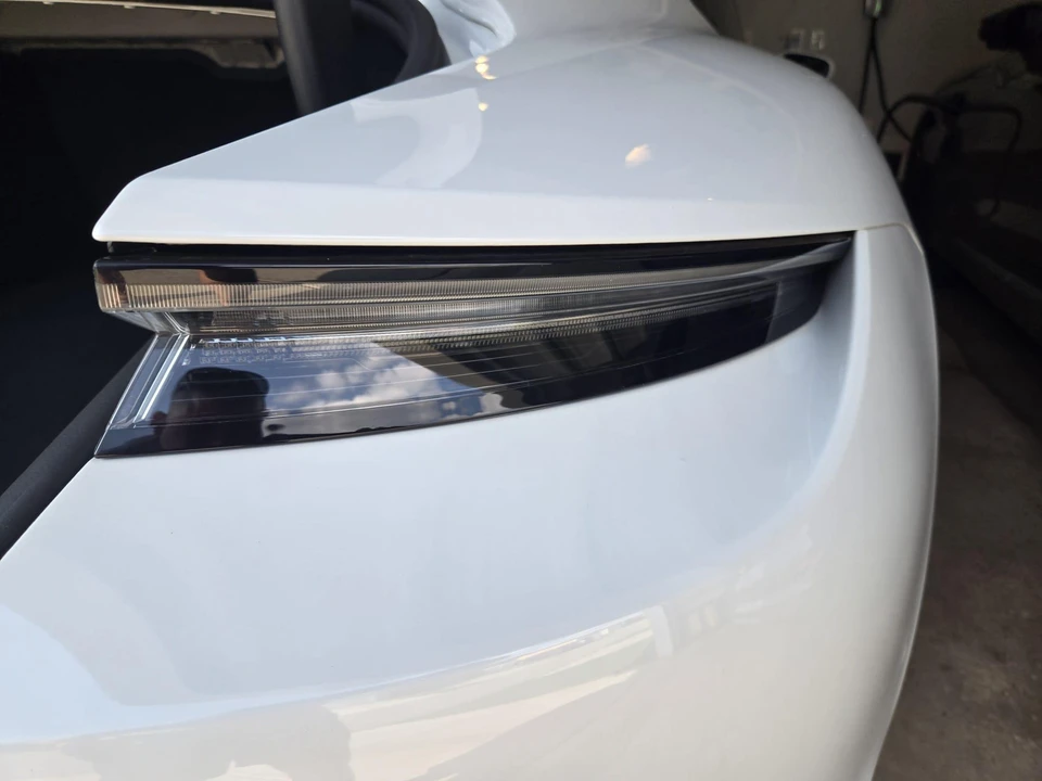 2022 Porsche Taycan - Image 24 of 31