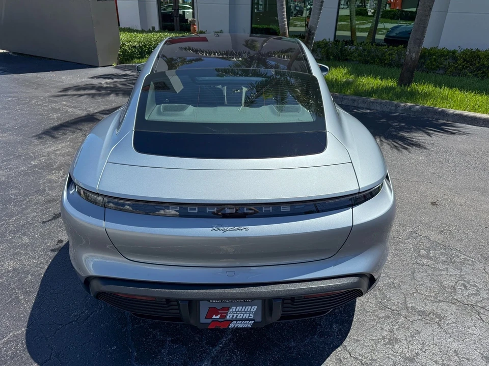 2022 Porsche Taycan - Image 17 of 21