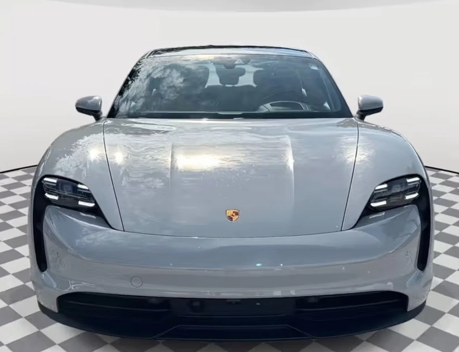 2022 Porsche Taycan - Image 9 of 15