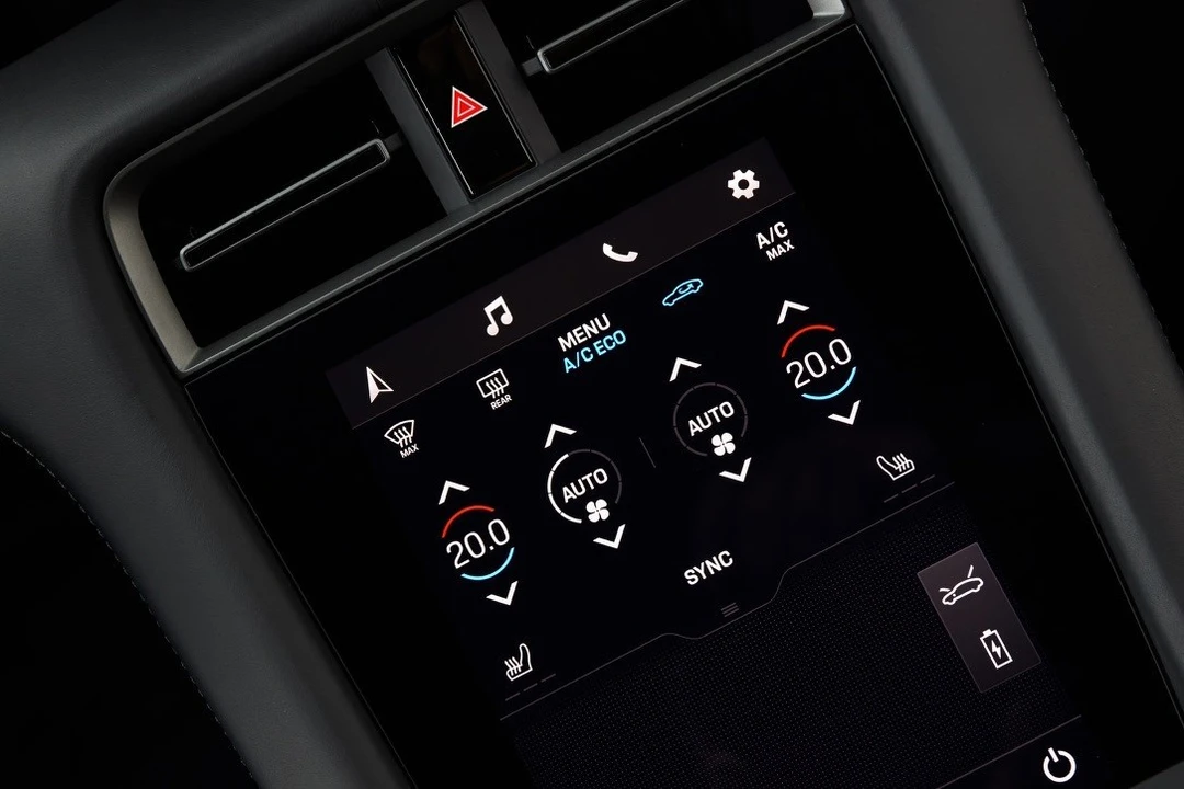 2022 Porsche Taycan - Image 15 of 15