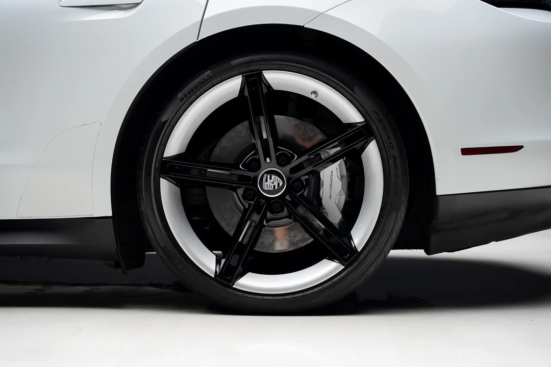 2022 Porsche Taycan - Image 20 of 21
