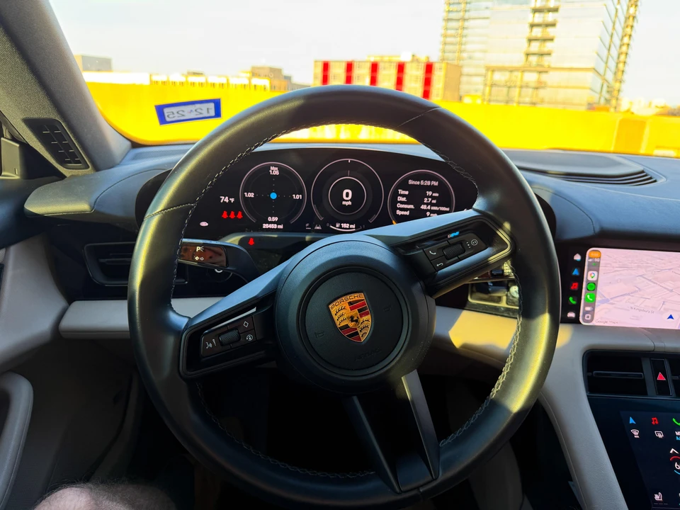 2022 Porsche Taycan - Image 21 of 31