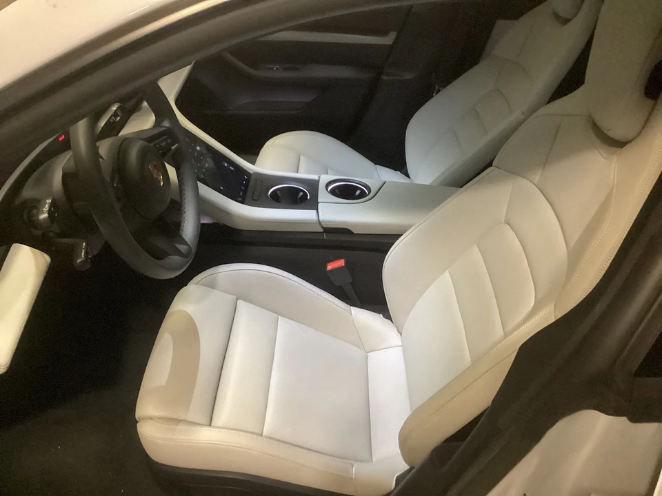 2022 Porsche Taycan - Image 13 of 14