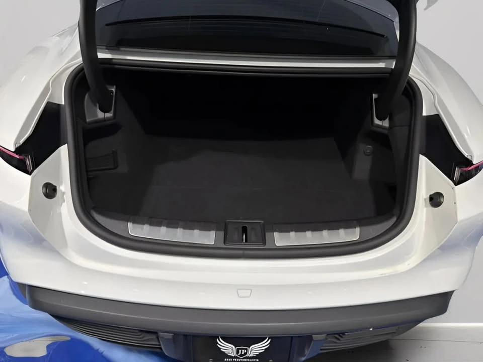 2022 Porsche Taycan - Image 17 of 17