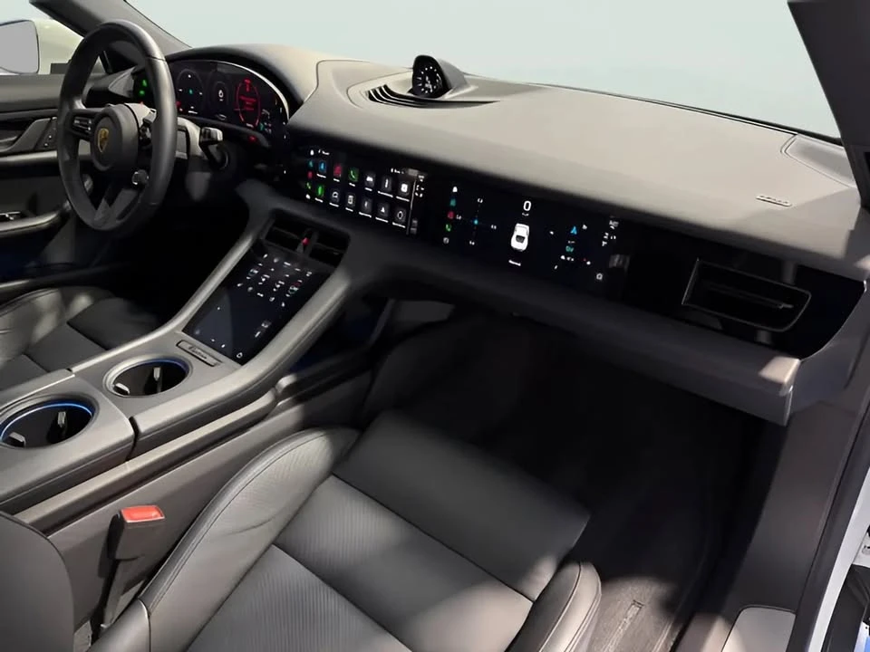 2022 Porsche Taycan - Image 11 of 17