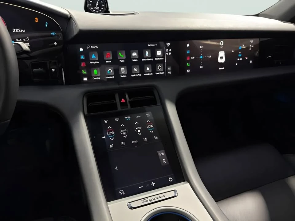 2022 Porsche Taycan - Image 12 of 17